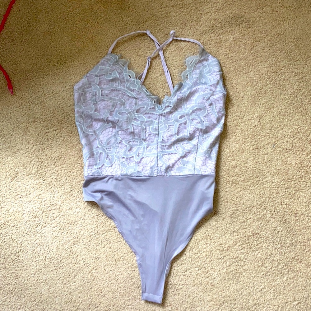 Brand new Lavender body suit 🔥
